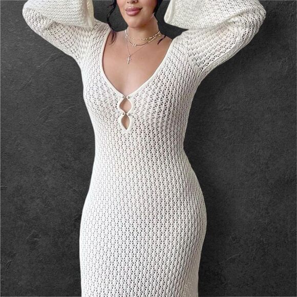 COMMENSE Women’s Long Sleeve Crochet Knit Maxi Dress in the Size Medium in White - Picture 5 of 14